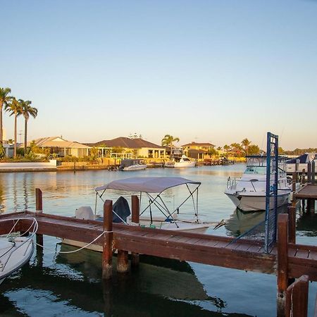 Вилла Waterside Canal Dreams Манджера Экстерьер фото